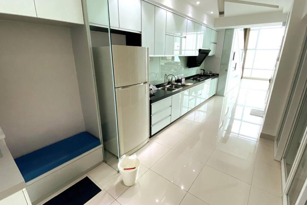 The Maritime Suite @ Panoramic Duplex 海景の家 Jelutong Kültér fotó