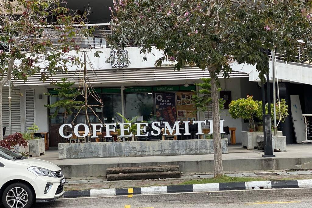 The Maritime Suite @ Panoramic Duplex 海景の家 Jelutong Kültér fotó